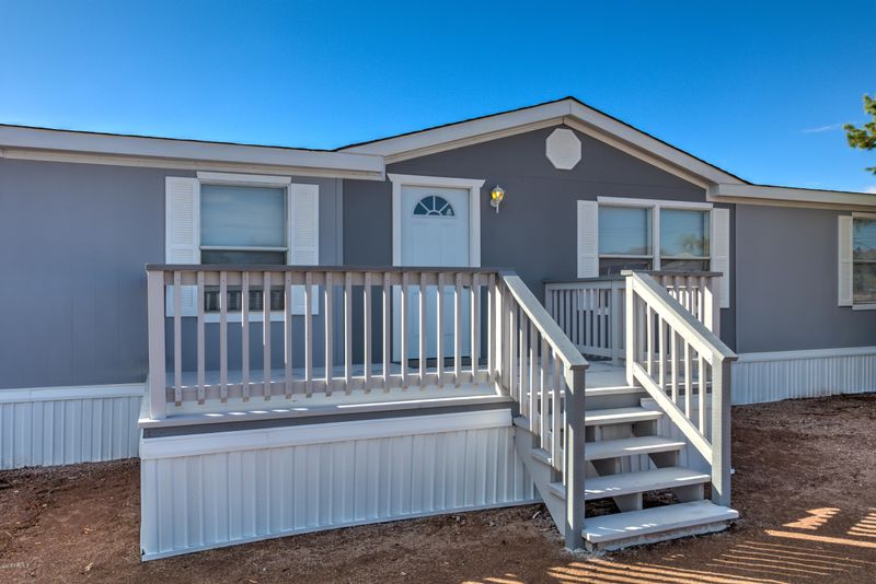 2055 E Scenic St, Apache Junction, AZ 85119