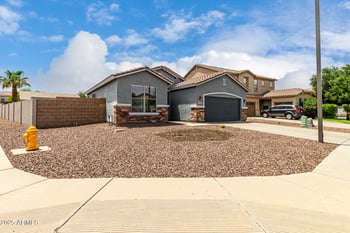 2055 Fruit Tree Ln, San Tan Valley, AZ 85144