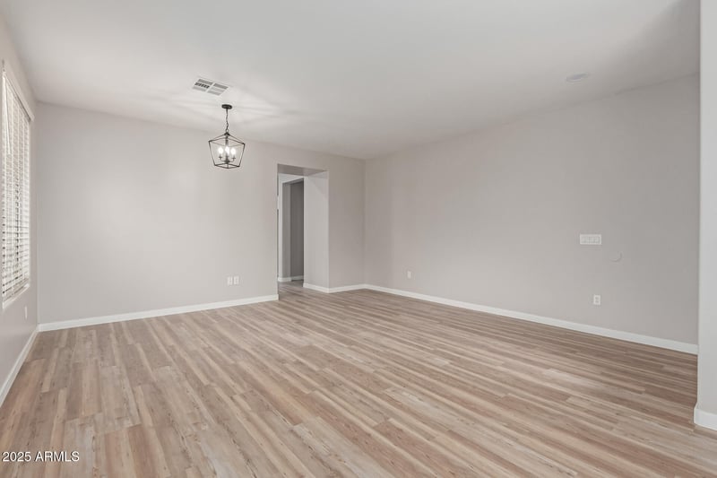2055 Indian Wells Dr, Chandler, AZ 85249