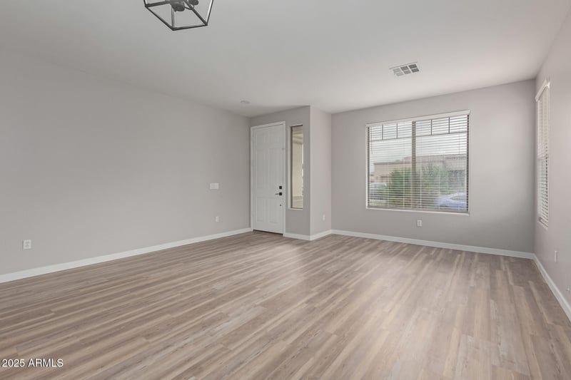 2055 Indian Wells Dr, Chandler, AZ 85249