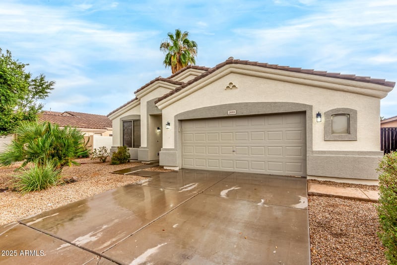 2055 Indian Wells Dr, Chandler, AZ 85249