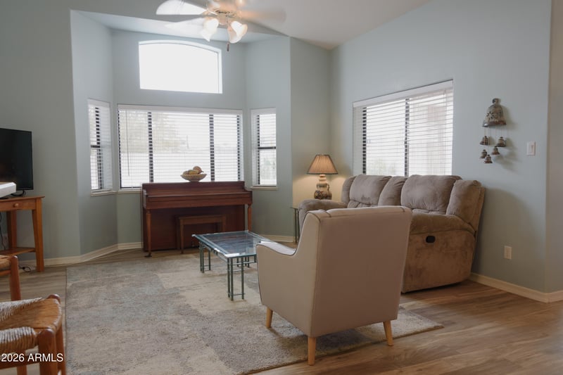 2055 56th St #8, Mesa, AZ 85215