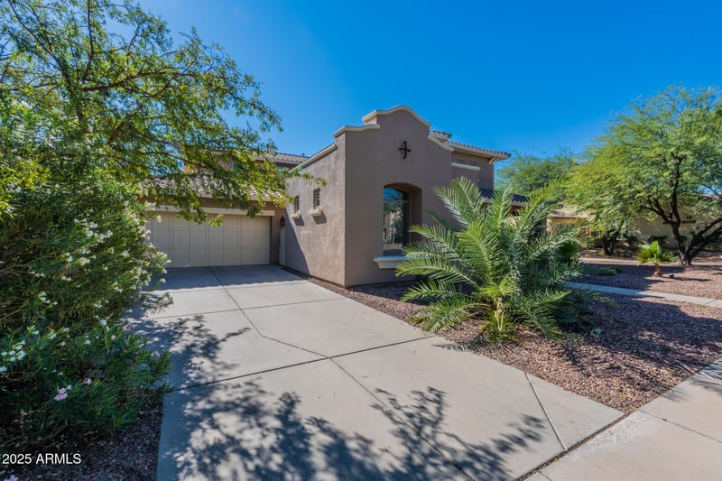 20557 Lost Creek Dr, Buckeye, AZ 85396