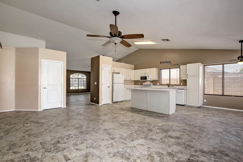 2056 E Ranch Ct, Gilbert, AZ 85296