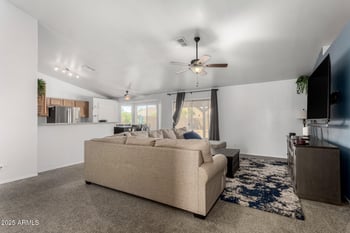 2056 San Tan Ct, Gilbert, AZ 85296