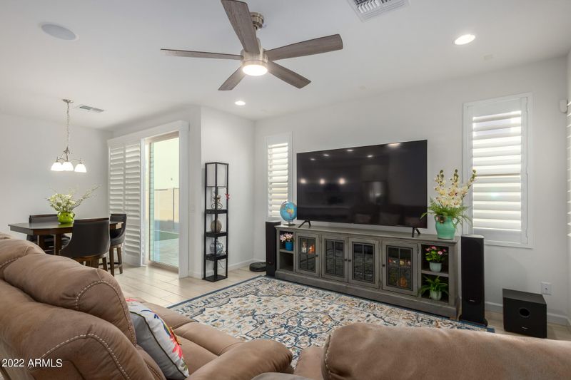 2056 W Trotter Trl, Phoenix, AZ 85085