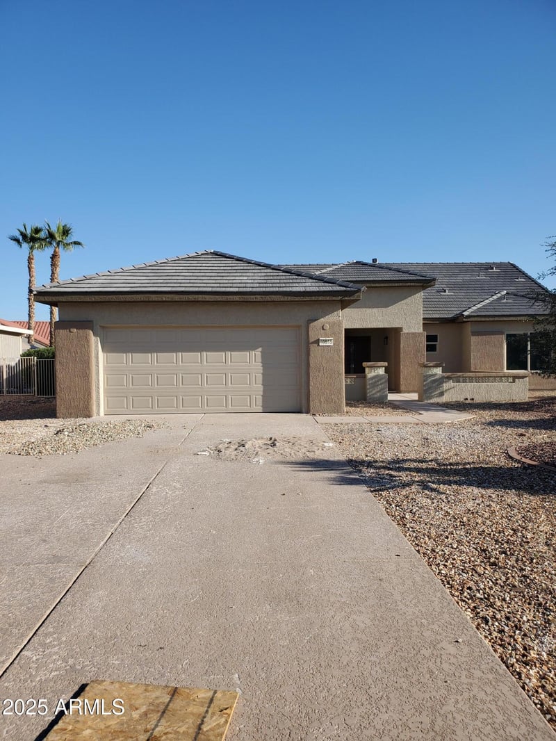 20565 Garden Ct, Surprise, AZ 85374