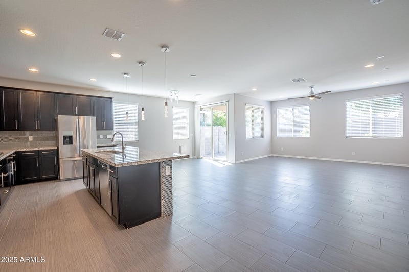 2057 Briana Way, San Tan Valley, AZ 85144