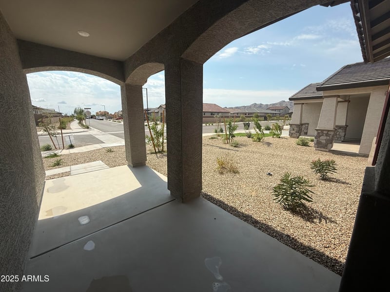 20590 226th Ln, Surprise, AZ 85387
