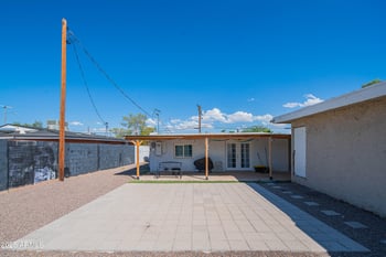 206 5th St, Avondale, AZ 85323
