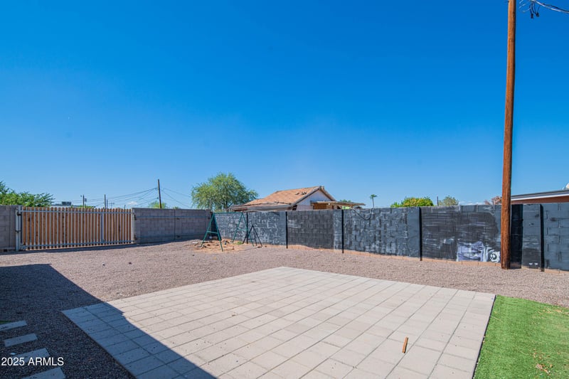206 5th St, Avondale, AZ 85323