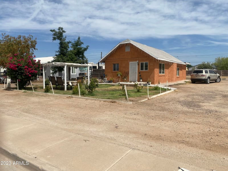 206 Clanton Ave, Buckeye, AZ 85326