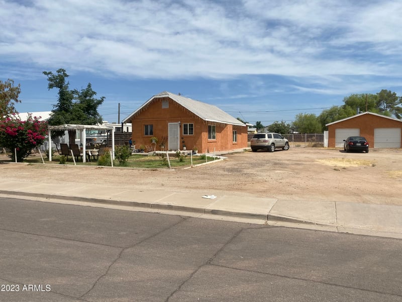 206 Clanton Ave, Buckeye, AZ 85326