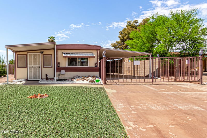 206 S 56th St, Mesa, AZ 85206