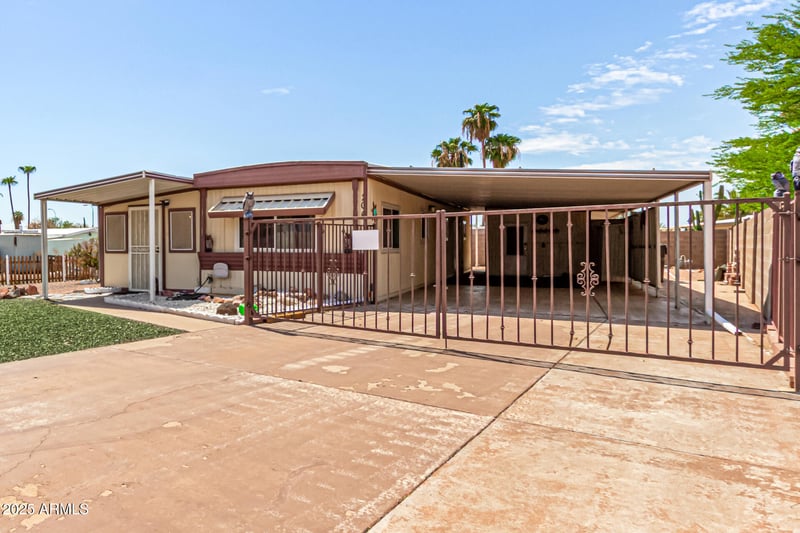 206 S 56th St, Mesa, AZ 85206