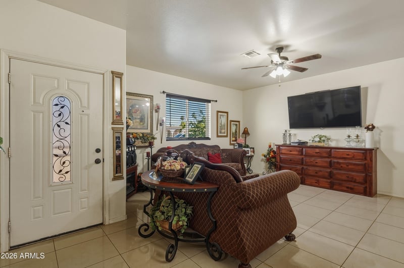 206 Rio Vista Ln, Avondale, AZ 85323