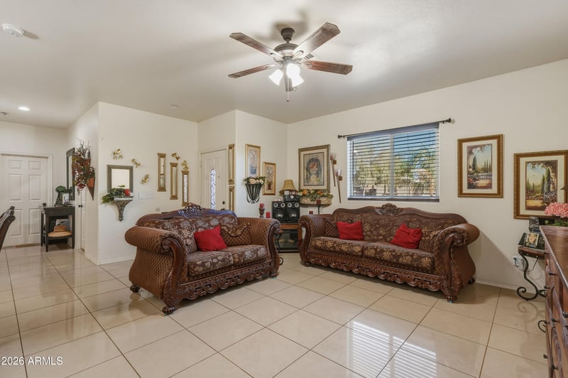 206 Rio Vista Ln, Avondale, AZ 85323