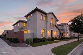 2060 Agnes Ln, Gilbert, AZ 85295