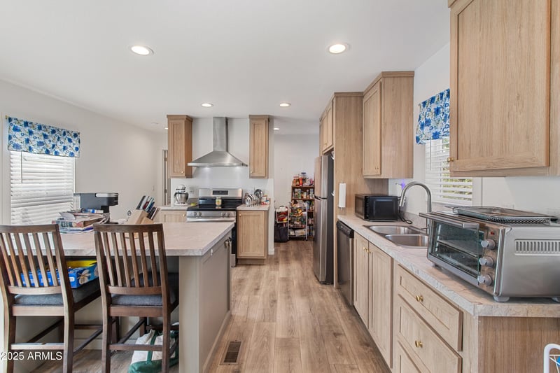 2060 Center St #183, Mesa, AZ 85201
