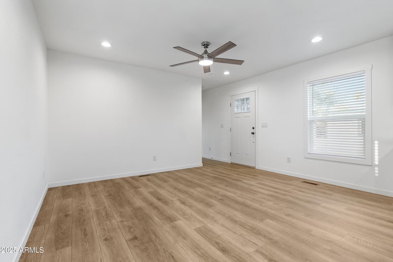 2060 Center St #329, Mesa, AZ 85201
