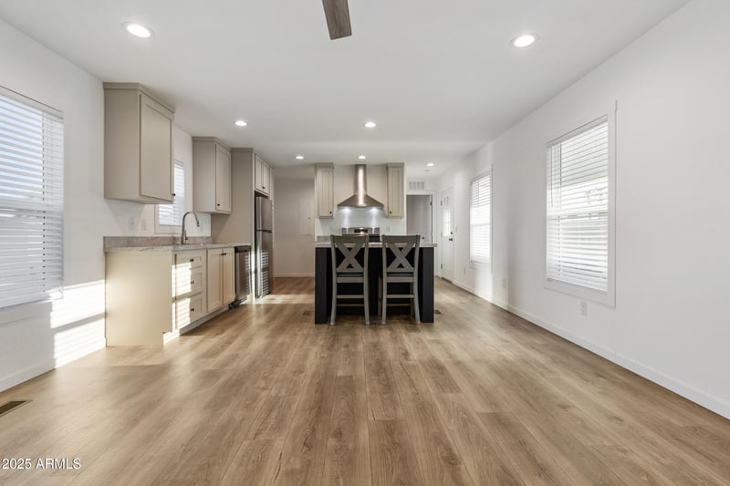 2060 Center St #329, Mesa, AZ 85201