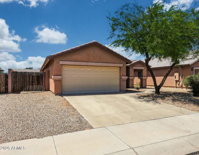 2060 155th Ln, Goodyear, AZ 85338