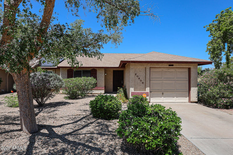 20606 31st Dr, Phoenix, AZ 85027
