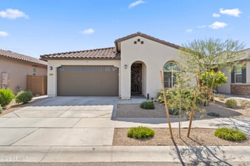 2061 Lonesome Trl, Phoenix, AZ 85085