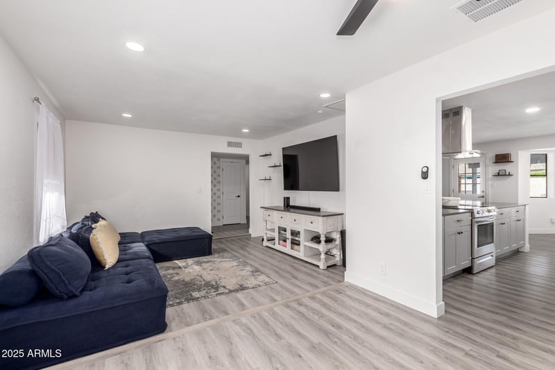 2062 Downing St, Mesa, AZ 85213