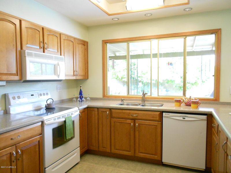 2062 E La Jolla Dr, Tempe, AZ 85282