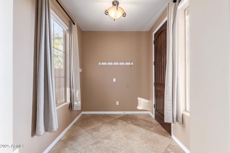 2062 Roy Rogers Rd, Phoenix, AZ 85085