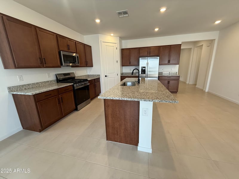 20622 226th Ln, Surprise, AZ 85387