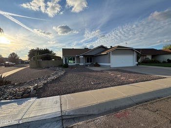 20626 32nd Dr, Phoenix, AZ 85027