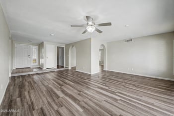 2063 W Gila Ln, Chandler, AZ 85224