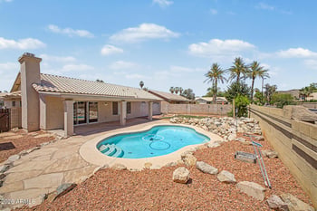 20633 63rd Dr, Glendale, AZ 85308