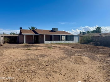 2064 Camino Cir, Mesa, AZ 85201