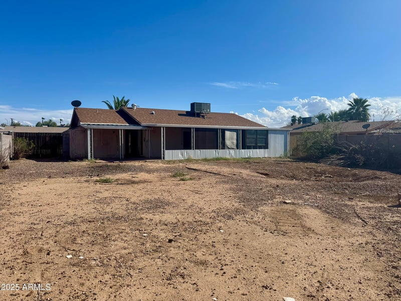 2064 Camino Cir, Mesa, AZ 85201