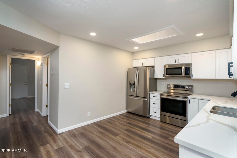 2064 Farnsworth Dr #109, Mesa, AZ 85209