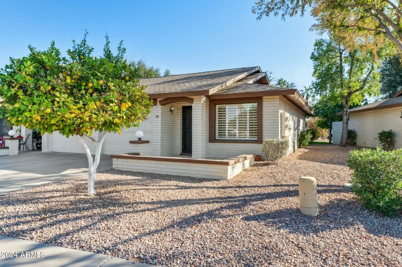 2064 Farnsworth Dr #39, Mesa, AZ 85209