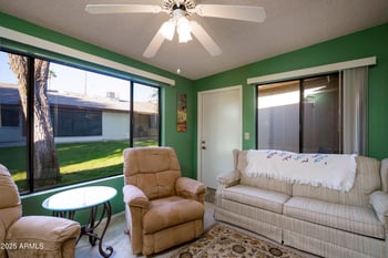2064 Farnsworth Dr #73, Mesa, AZ 85209