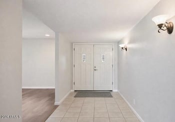 2064 Kenwood Cir, Mesa, AZ 85213