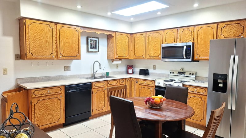 2064 S Farnsworth Dr #111, Mesa, AZ 85209