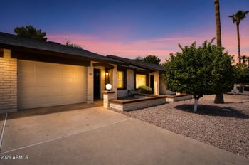 2064 Farnsworth Dr #7, Mesa, AZ 85209