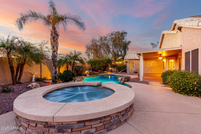 20640 100th Ln, Peoria, AZ 85382