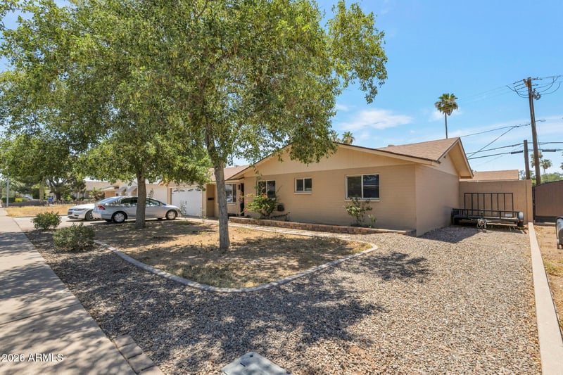 2065 E 3rd Dr, Mesa, AZ 85204
