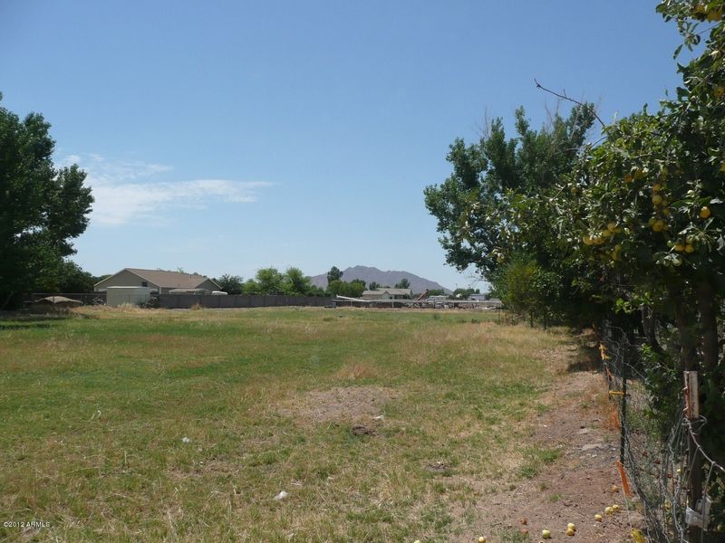 2065 E Appleby Rd #2, Gilbert, AZ 85298