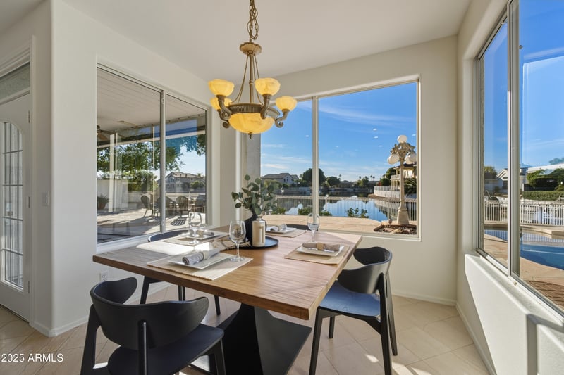 20652 53rd Ave, Glendale, AZ 85308