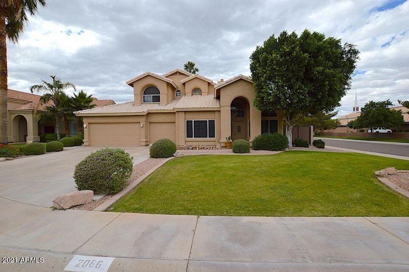 2066 E La Salle Way, Gilbert, AZ 85234