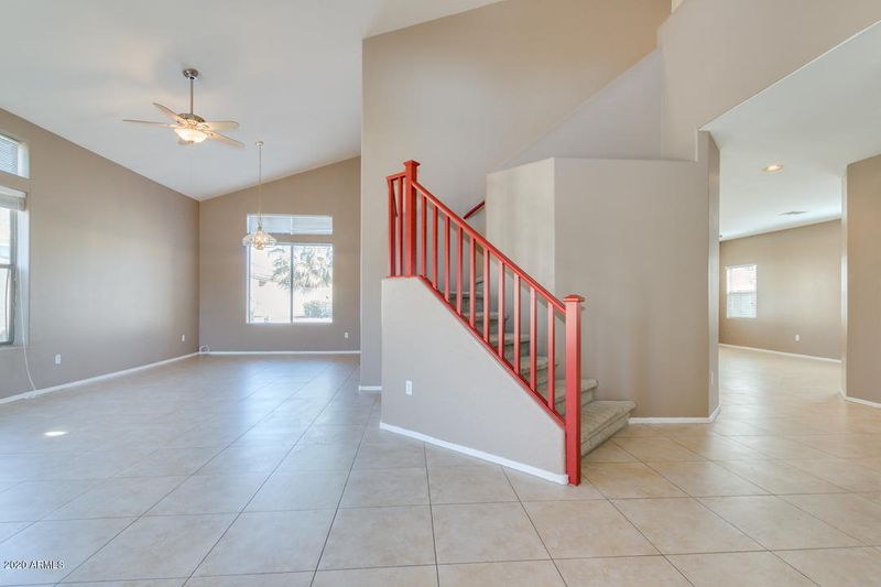 2066 E Riviera Dr, Chandler, AZ 85249