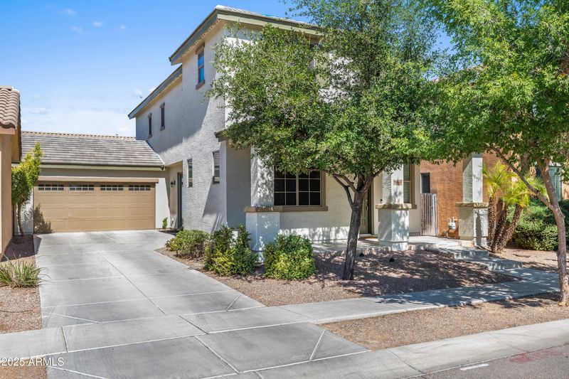 2066 S Moccasin Trl, Gilbert, AZ 85295